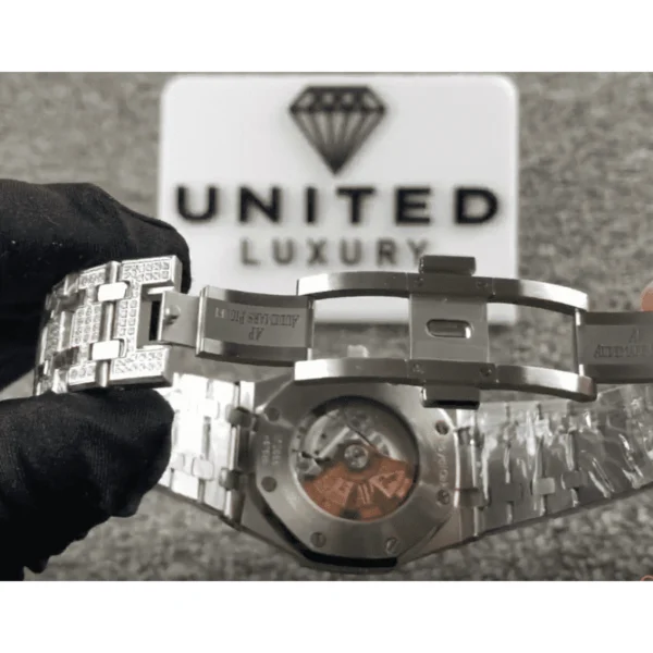 Audemar-Piguet-Iced-Out-Replica-1.webp Audemar Piguet Iced Out Replica