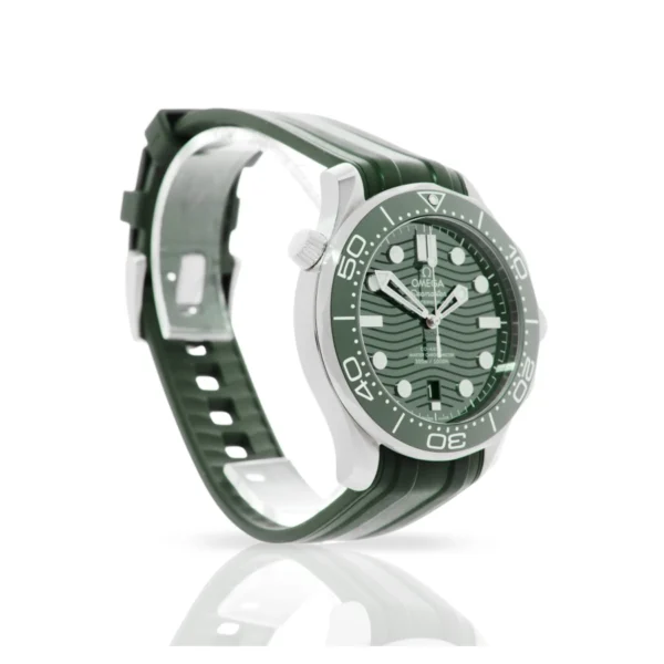 Omega-Seamaster-Diver-300M-Green-Replica1.webp Omega Seamaster Diver 300M Green Replica