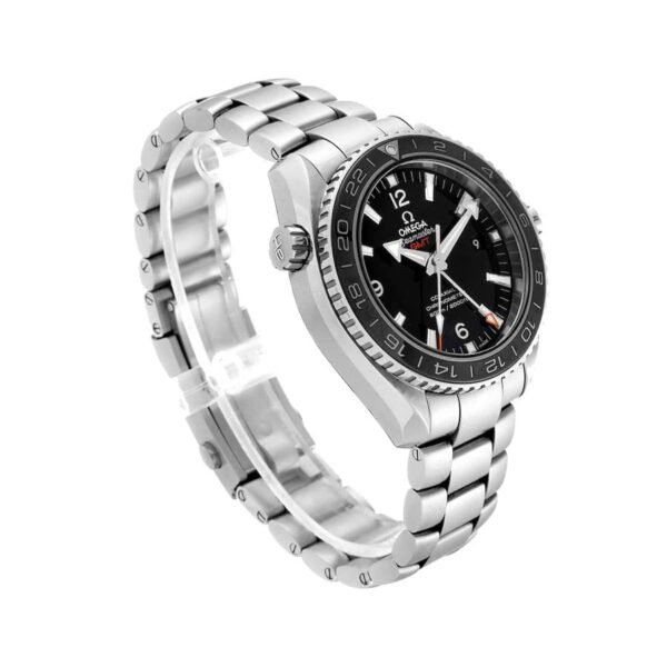 omega-seamaster-planet-ocean-steel-232-30-44-22-01-001-black-dial-3.jpg Omega 8605 Replica