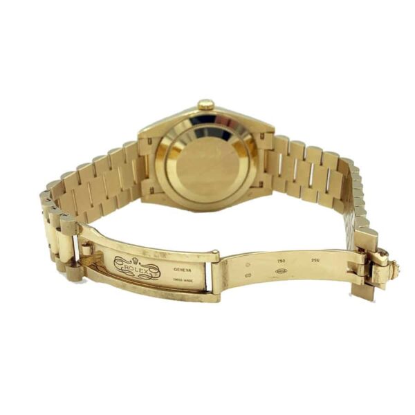 rolex-day-date-228238-kw-yellow-gold-champagne-dial-replica-2.jpg Rolex Day-Date II 228238-0007 KW Yellow Gold Champagne Dial Replica