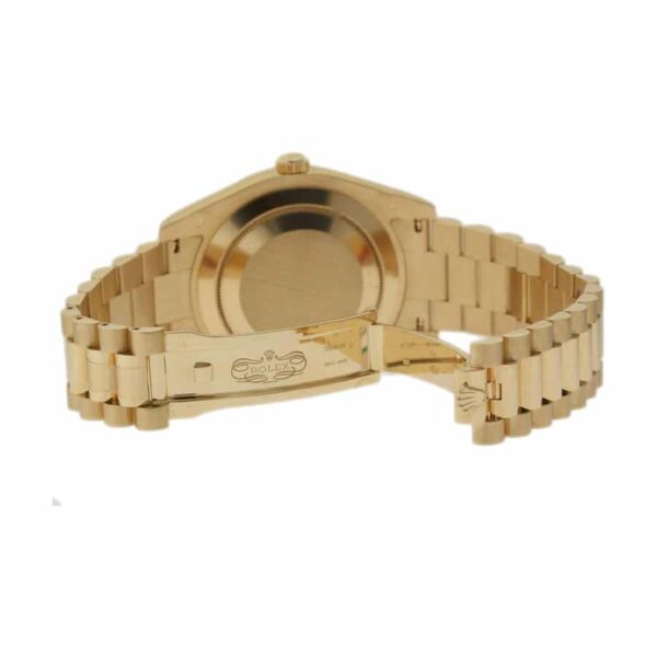 rolex-day-date-ii-collection-gold-silver-white-dial-2182382.jpg Rolex Day-Date Onyx Dial 18038 – Bulang Jubilee Replica