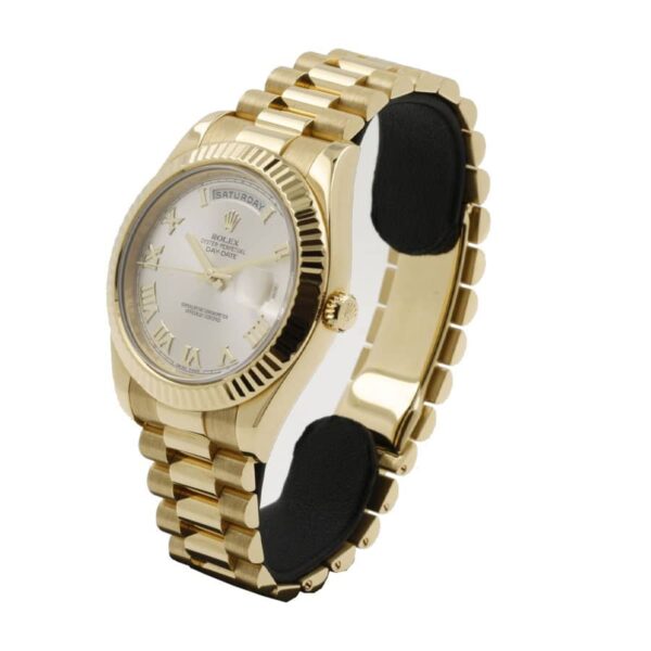 rolex-day-date-ii-collection-gold-silver-white-dial-21823823223.jpg Rolex Day-Date II Collection Gold Silver White Dial 218238 Replica