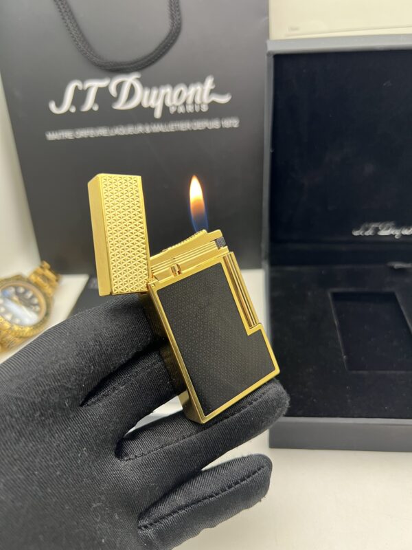 13405684601695494 S.T. Dupont Limited Edition Guilloche Flintstone Refillable Lighter