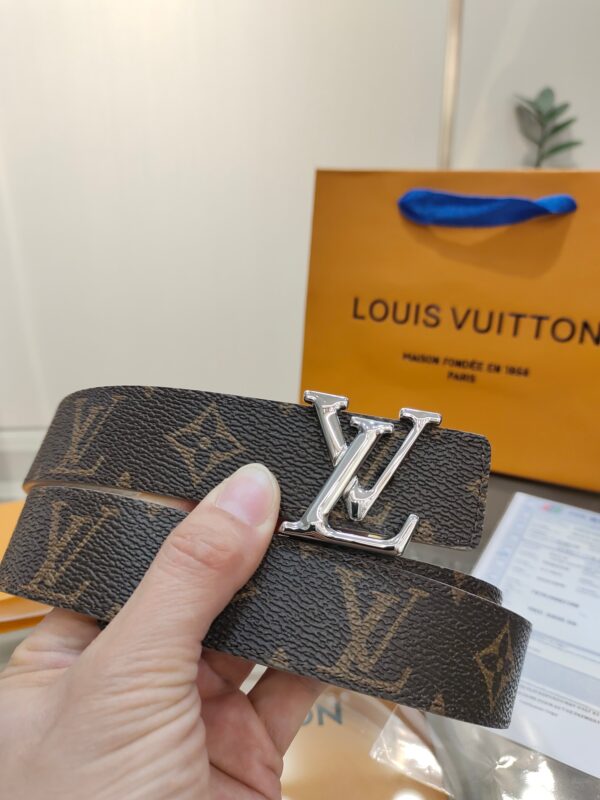 13405773374532841 Replica Louis Vuitton Belt