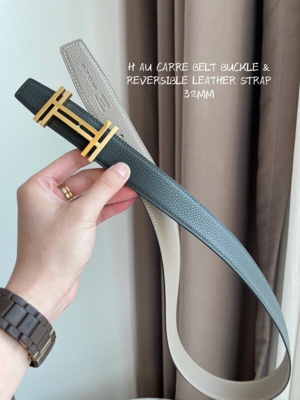 Hermes-H AU CARRE BELT BUCKLE & REVERSIBLE LEATHER STRAP