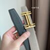 Hermes-H AU CARRE BELT BUCKLE & REVERSIBLE LEATHER STRAP