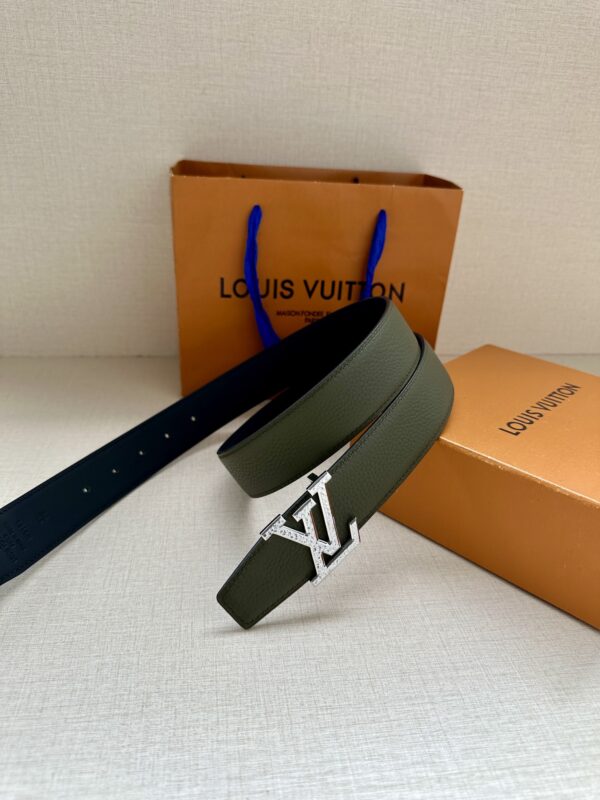 13406026650244693 Replica Louis Vuitton Men's Reversible Belt