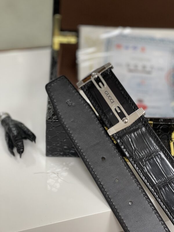 13406028178973503 Gucci Crocodile Belly Boned Leather Seamless Belt