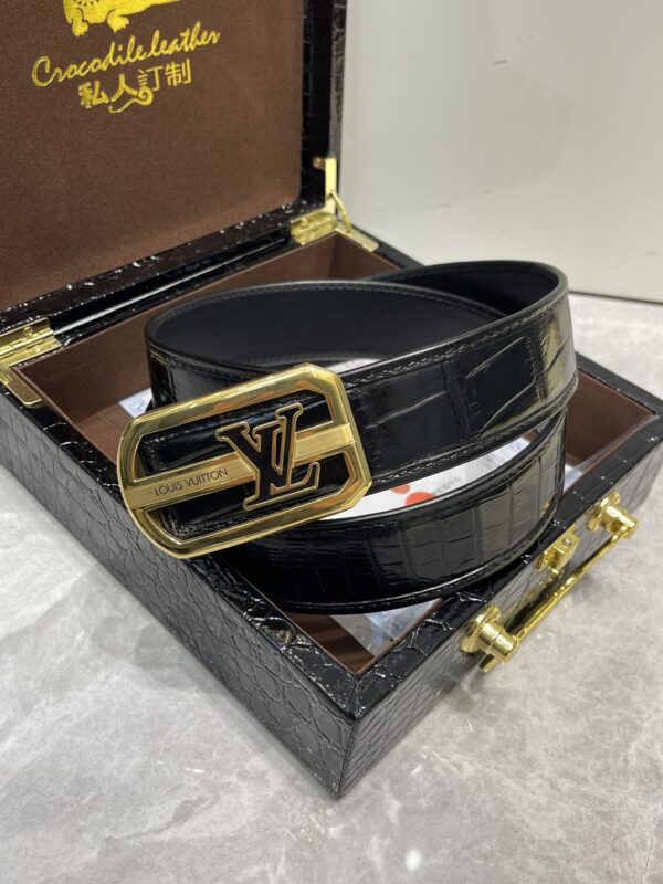 LV Genuine Crocodile Belly Bone Leather Seamless Belt