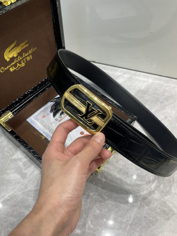 LV Genuine Crocodile Belly Bone Leather Seamless Belt