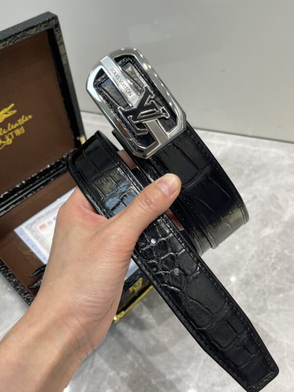 LV Genuine Crocodile Belly Bone Leather Seamless Belt