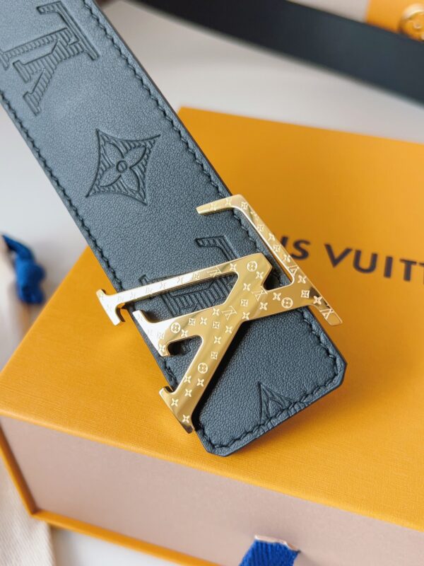 13406032353870759 Replica LV Embossed Calfskin Belt