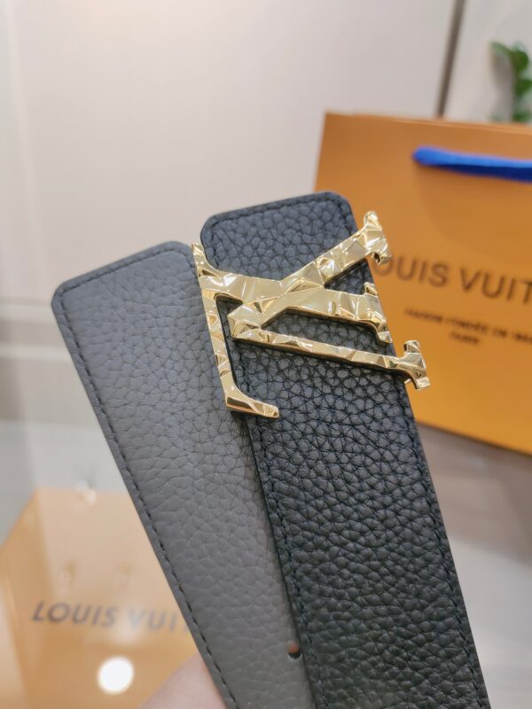 13406202130846986 LOUIS VUITTON Belts Replicas
