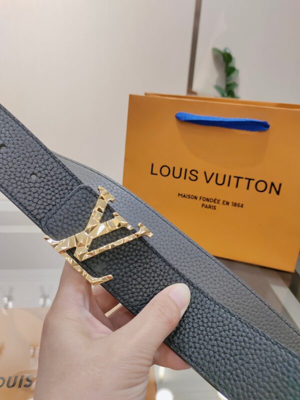 13406202131686849 LOUIS VUITTON Belts Replicas