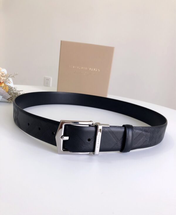 Replicas of Burberry Calfskin Belt