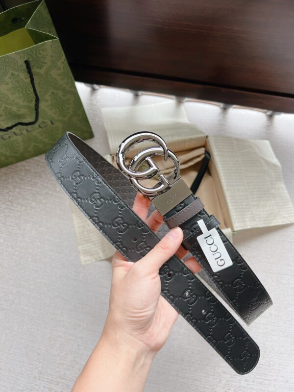 Gucci Replica Double-Sided Classic Embossed Belt