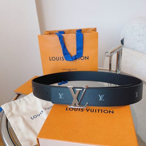 Replica Louis Vuitton calfskin leather belt