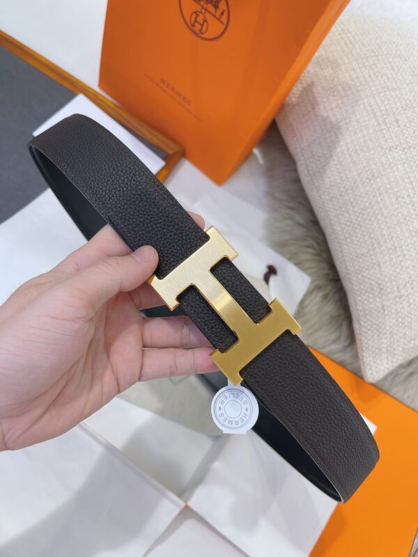 13406719847567608 Hermes Two-Tone Laser-Engraved Belt Replica