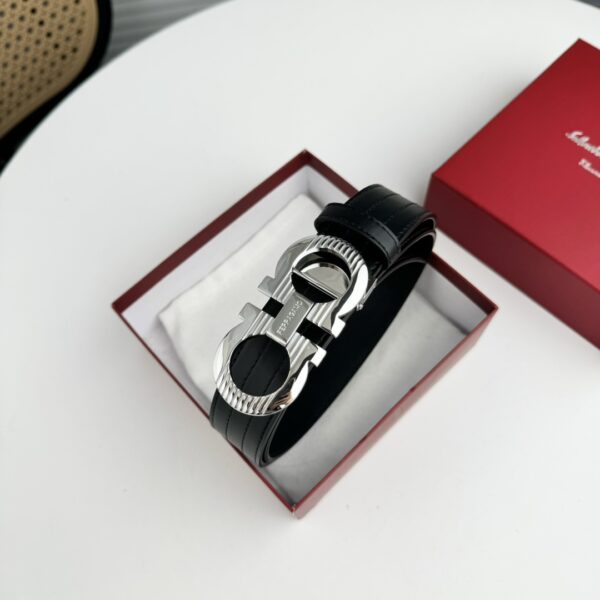 Ferragamo Cowhide Embossed Belt Replica