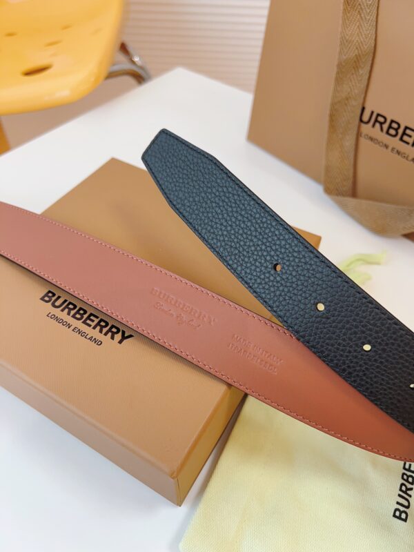 13406807662358966 Burberry Reversible Leather Belt Replica