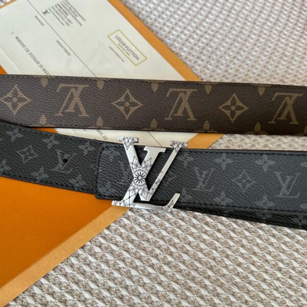 13406895625393767 LV Men's Reversible Belt Replica