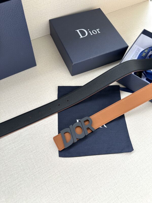 Dior Grain Leather Men's Belt Replica