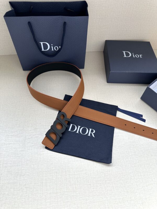 Dior Grain Leather Men's Belt Replica