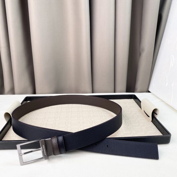 Burberry Grain Leather Replica Belt