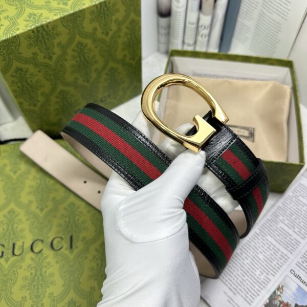 Replica of Gucci's classic belt