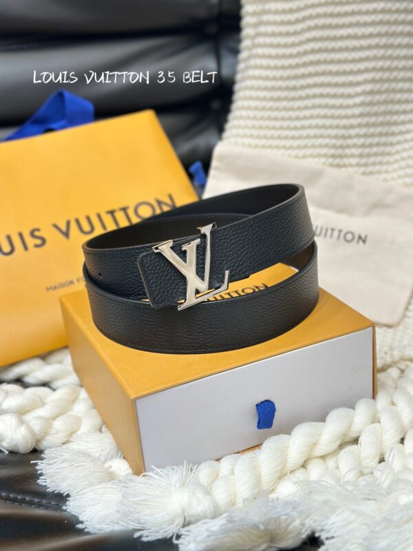 Louis Vuitton Lychee Grain Leather Belt Replica