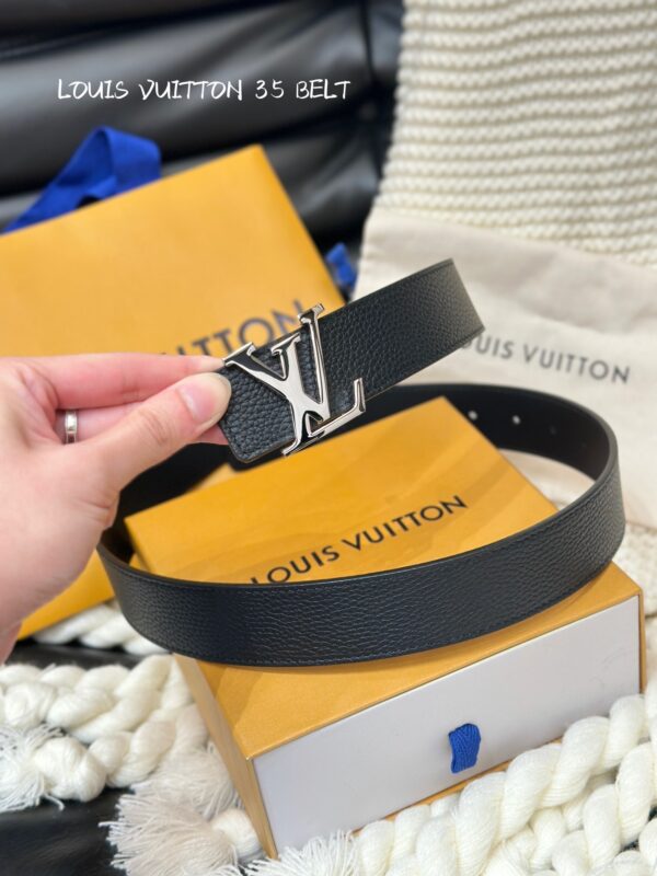 Louis Vuitton Lychee Grain Leather Belt Replica