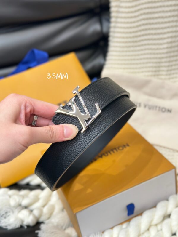 Louis Vuitton Lychee Grain Leather Belt Replica