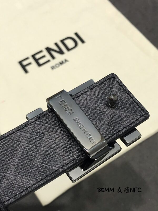 Fendi Calfskin Belt Replica