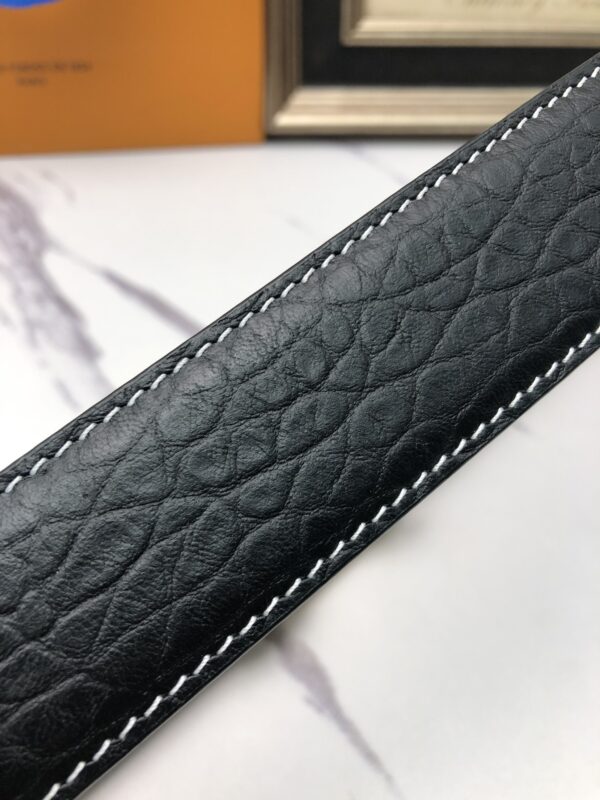 13407219382441579 Louis Vuitton Leather Men's Belt (Original Item)