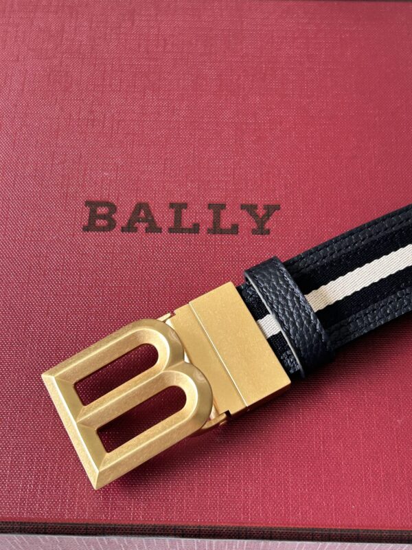 Bally Lychee Grain Calfskin Belt Replica