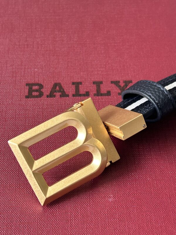 Bally Lychee Grain Calfskin Belt Replica