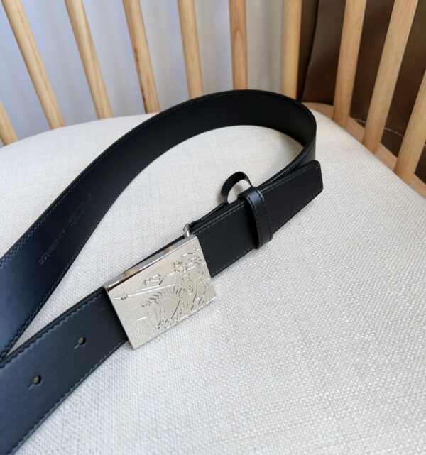 Burberry Double-Sided Top-Grain Calfskin Belt Replica