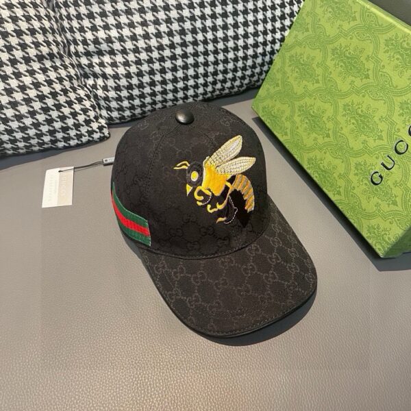 Gucci Original Embroidered Baseball Cap