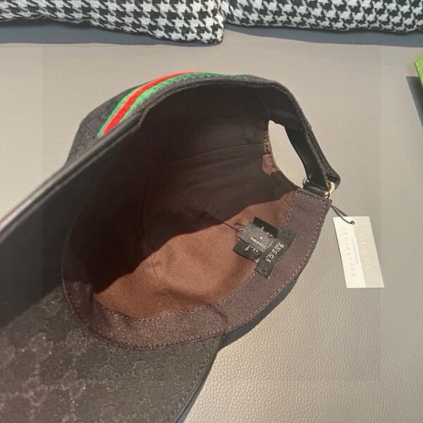 Gucci Original Embroidered Baseball Cap