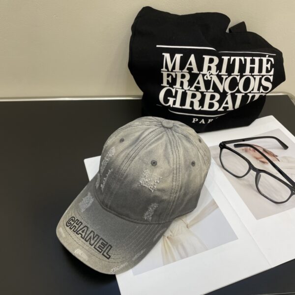 13407390475799669 Chanel Letter Baseball Cap