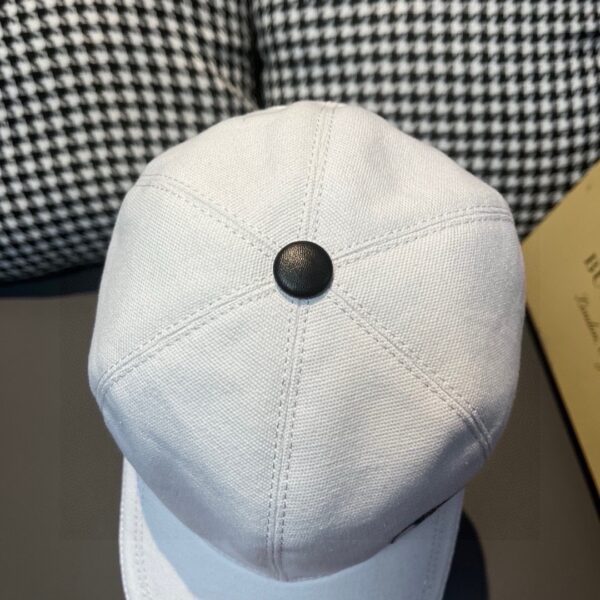 13407393696721895 Burberry Original Baseball Cap