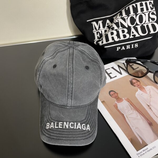 13407397394100669 Balenciaga Original Embroidered Baseball Cap