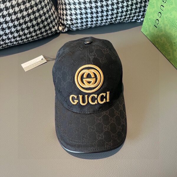 Gucci Embroidered Baseball Cap