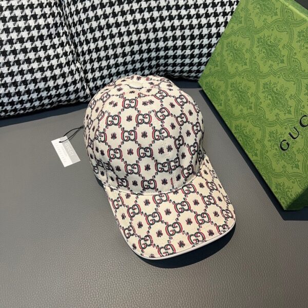 13407412287802183 Gucci Insect Print Baseball Cap