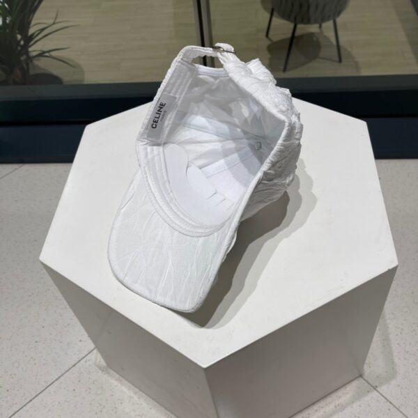 13407412394825640 Celine Minimalist Baseball Cap