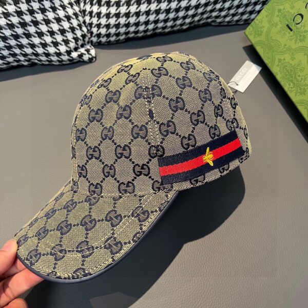 Gucci Classic Original Bee Baseball Cap