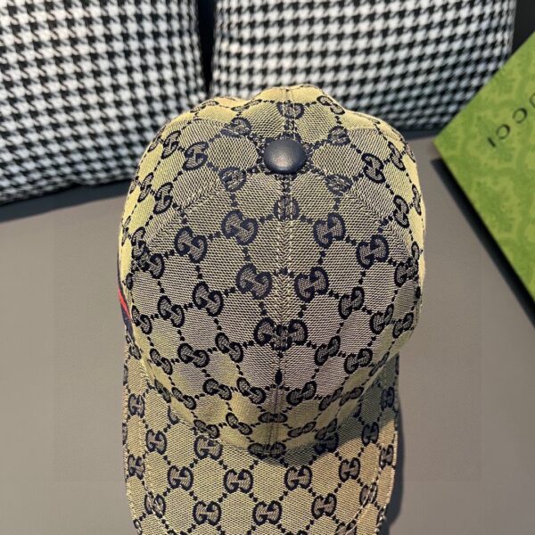 Gucci Classic Original Bee Baseball Cap