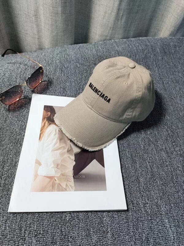 Balenciaga Bearded Baseball Cap