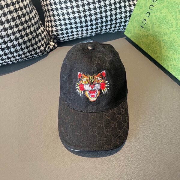 13407497953028245 Gucci Original Cat Embroidered Baseball Cap