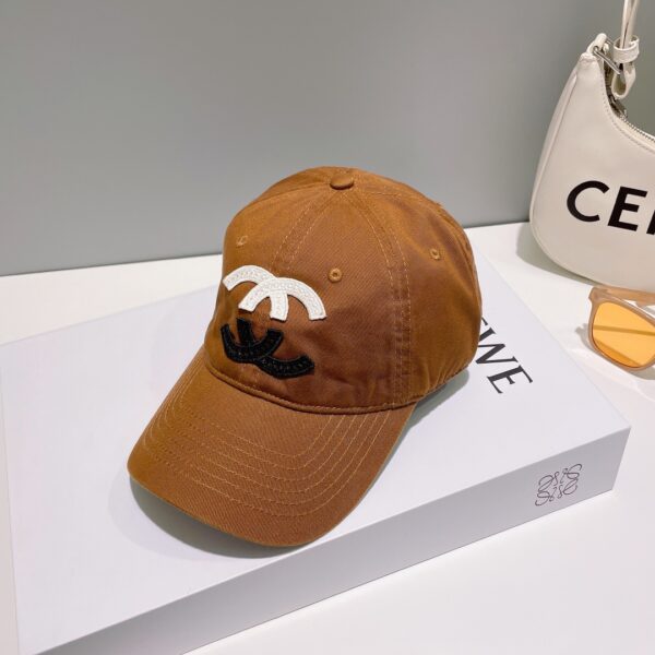 13407498157282760 Chanel Original Baseball Cap